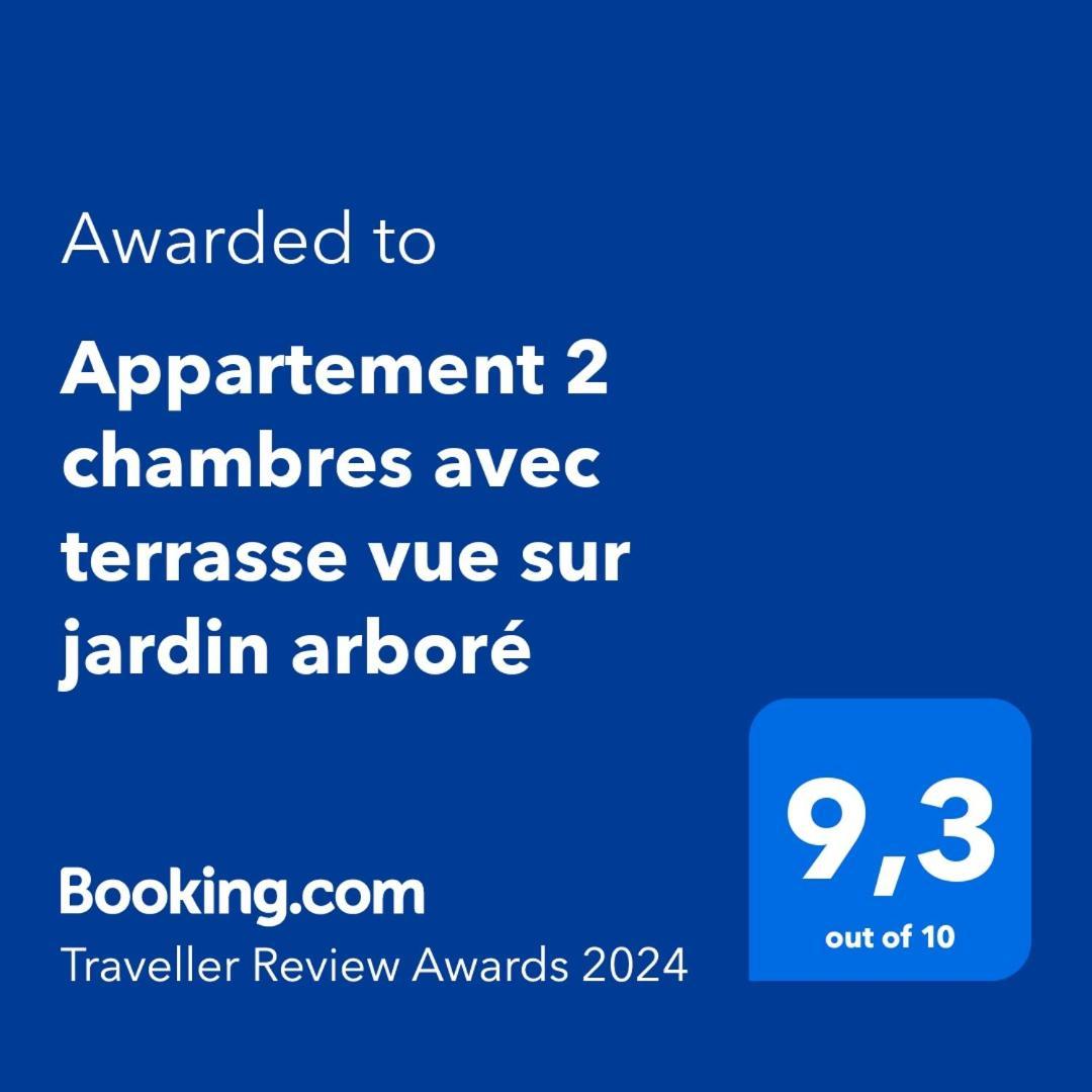 Appartement 2 Chambres Avec Terrasse Vue Sur Jardin Arbore Pontarlier Exterior photo